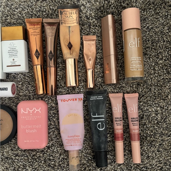 makeup bundle - Picture 2 of 3